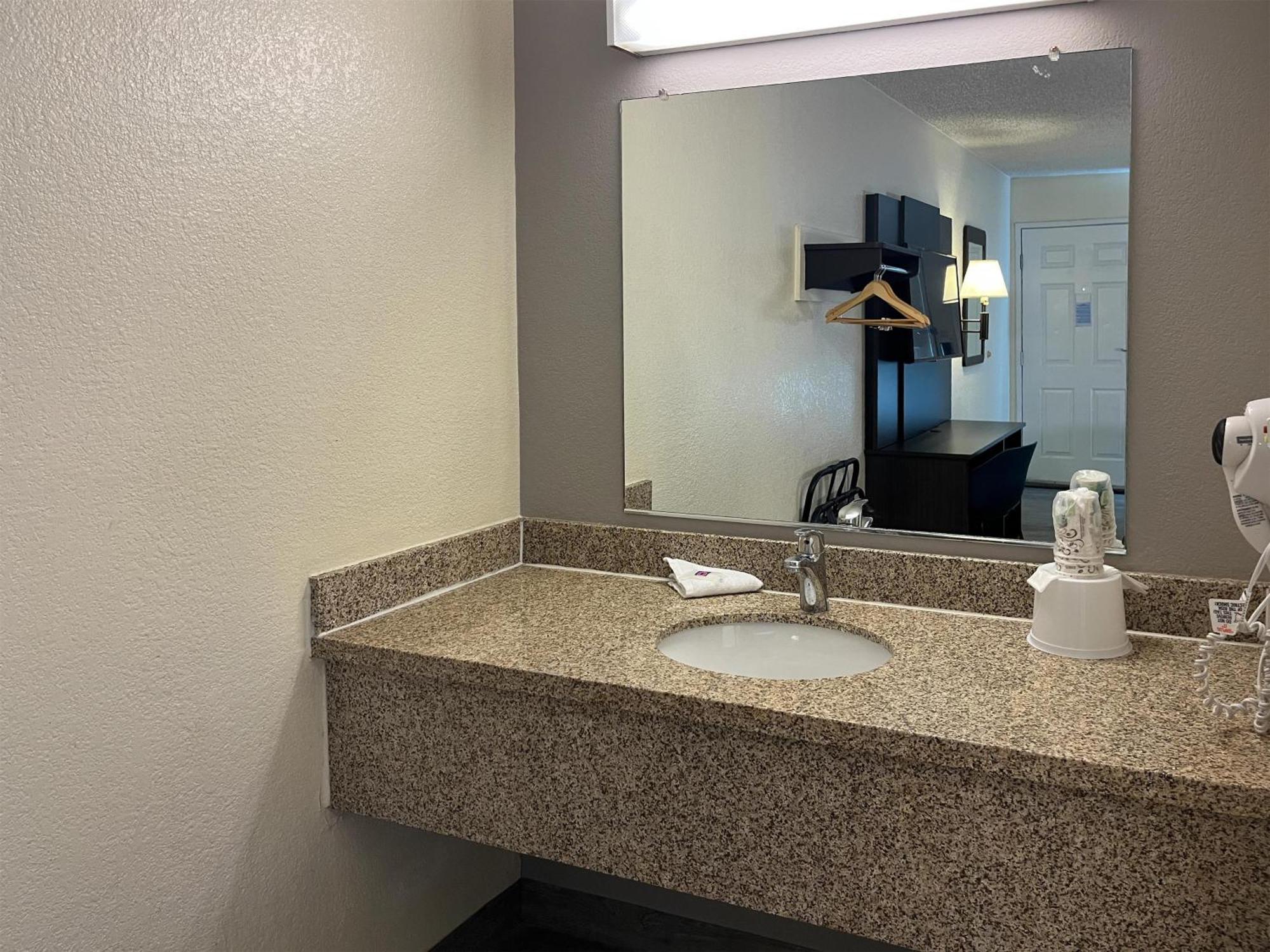 Motel 6 Vegas, Nv - Strip 4* Las Vegas